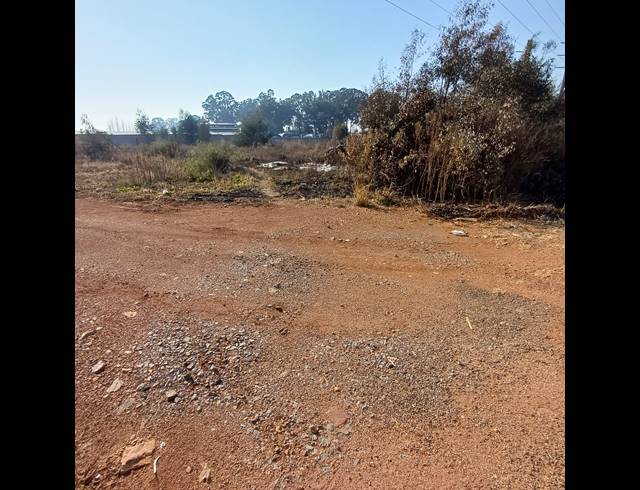 1.60HA VACANT LAND FOR SALE IN HIGHBURY